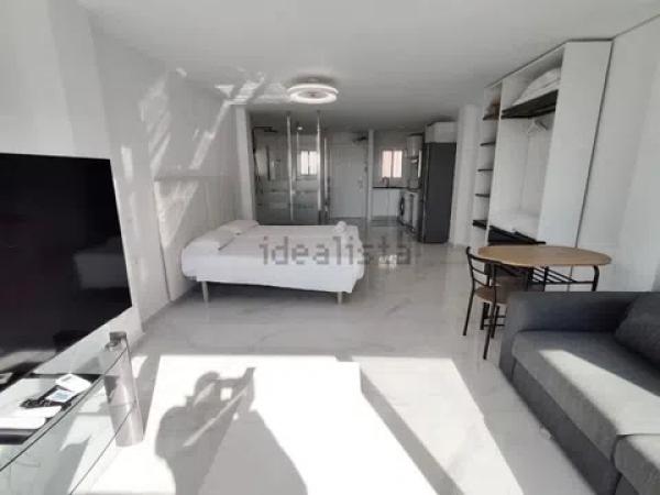 Estudio en Playa de Levante