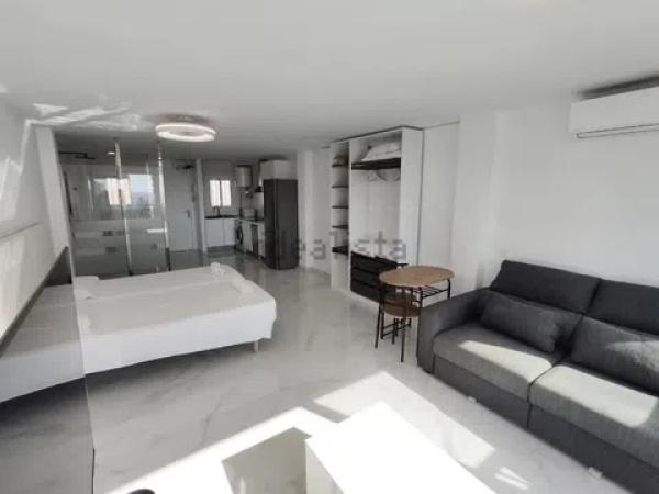 Estudio en Playa de Levante
