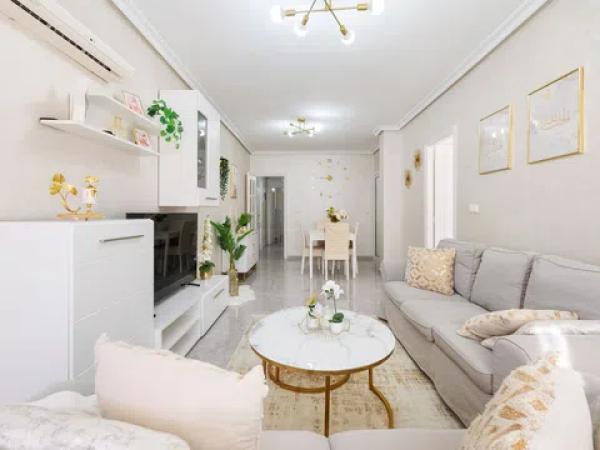 Piso en calle Diego Montesinos