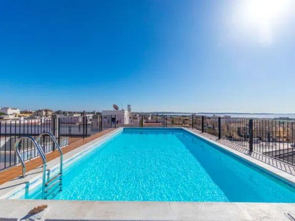 Piso en calle Diego Montesinos