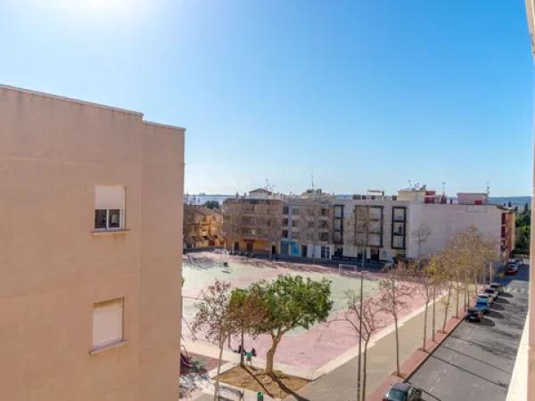 Piso en calle Diego Montesinos