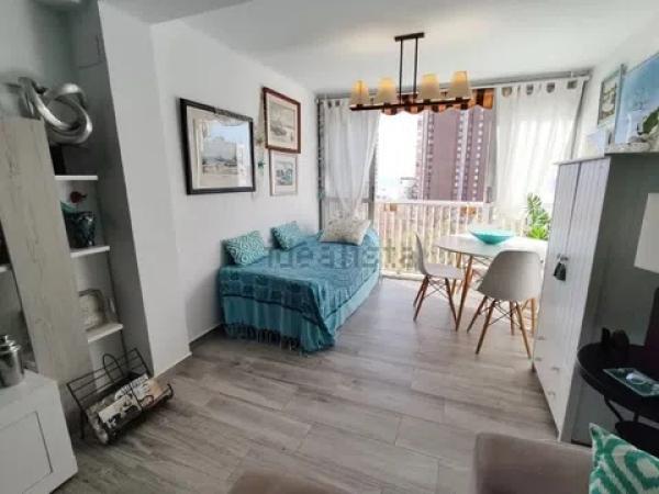 Estudio en Barrio Zona Rincón Bajo