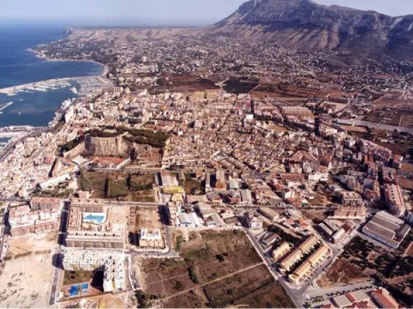 Piso en avenida de la Marina Alta