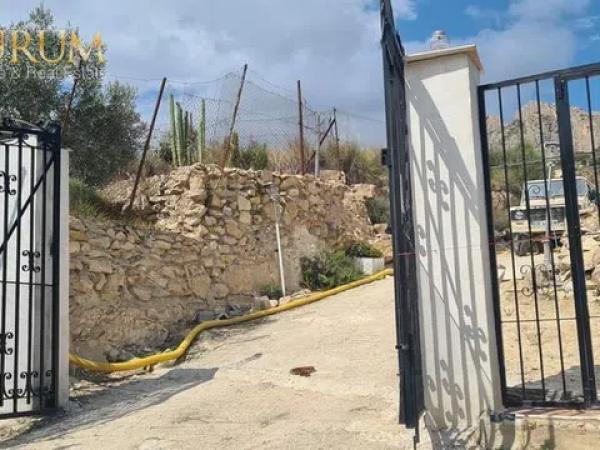 Chalet en Partida Pla Partios