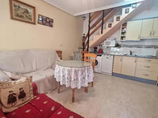 Dúplex en avenida Corinto