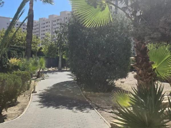 Dúplex en calle Marinada