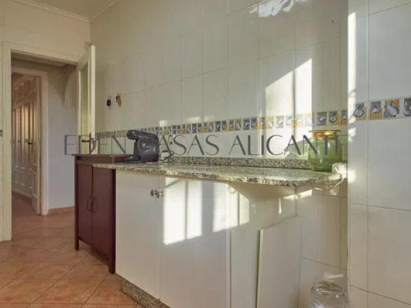 Casa independiente en calle de la Menta, 1