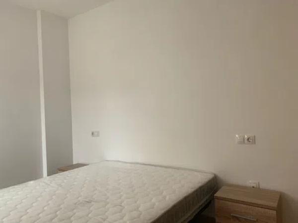 Piso en calle Benedicto Xvi, 2