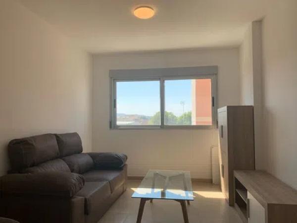 Piso en calle Benedicto Xvi, 2