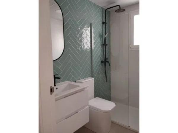 Casa independiente en calle Bruselas s/n