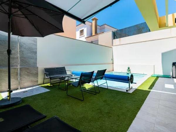 Chalet pareado en calle la Herrada s/n