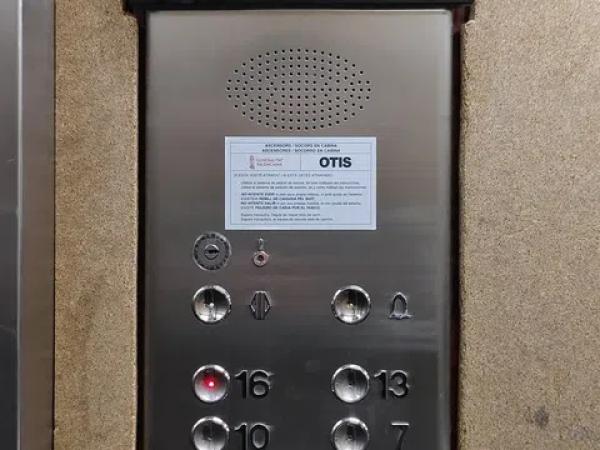 Piso en calle Bruselas, 9