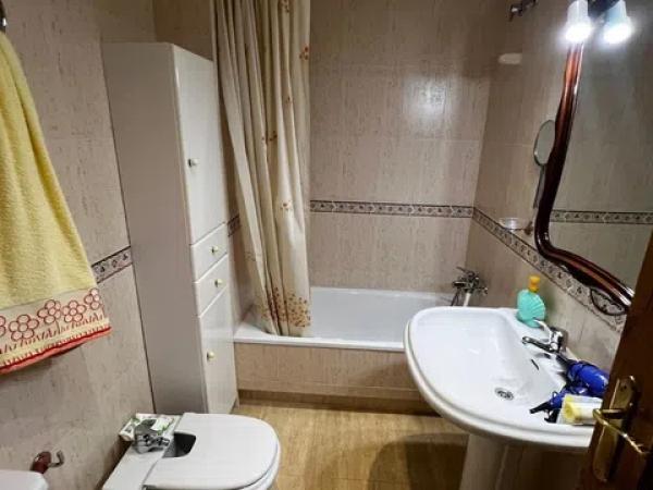 Piso en calle Fernanda Santamaría