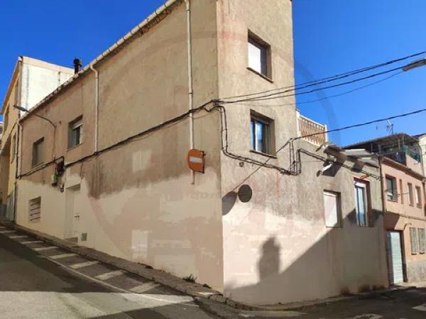 Casa de pueblo en calle de Serrella, 47