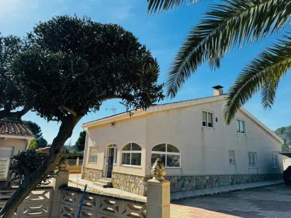 Casa independiente en carretera Elda-Sax, 20