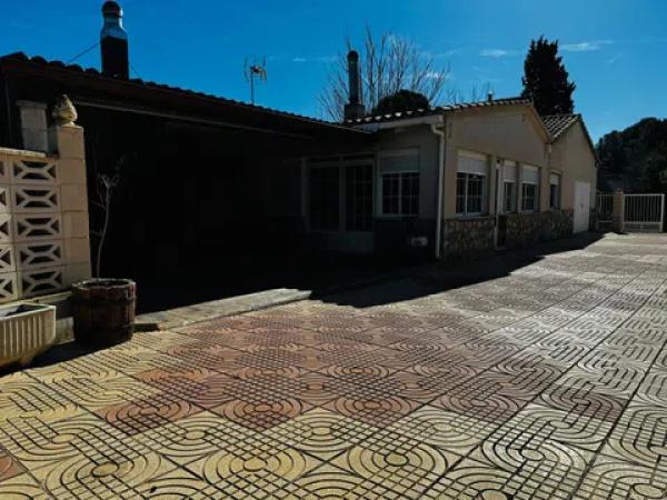 Casa independiente en carretera Elda-Sax, 20