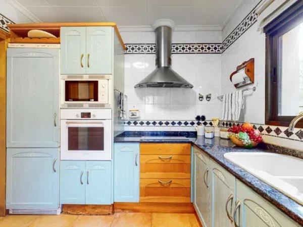 Casa independiente en calle Barrancs