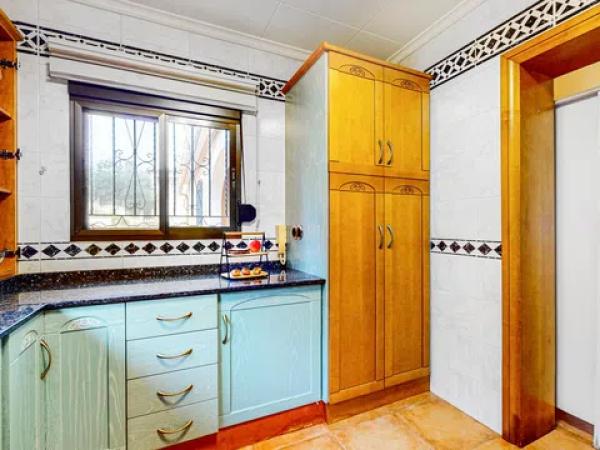 Casa independiente en calle Barrancs