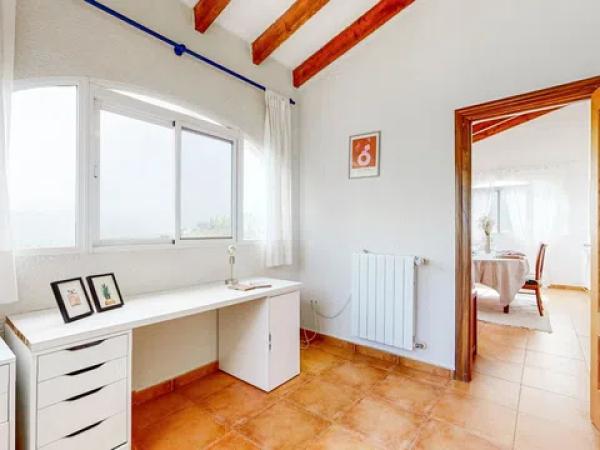 Casa independiente en calle Barrancs