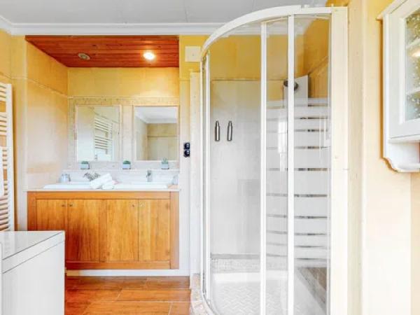 Casa independiente en calle Barrancs