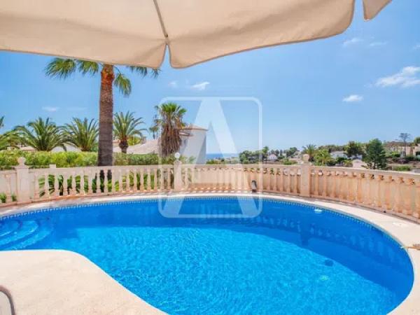 Chalet en La Fustera