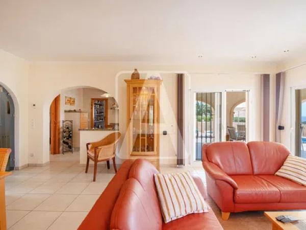 Chalet en La Fustera