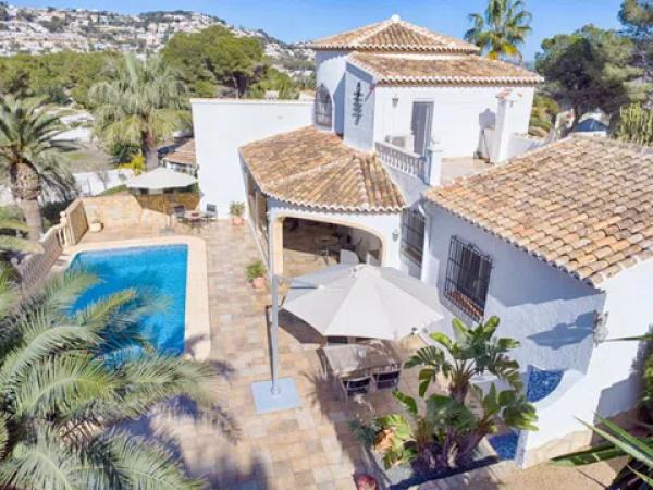 Chalet en Casco Urbano