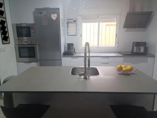 Casa independiente en calle Alcalá Zamora, 7