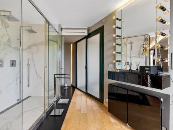 Piso en avenida Principal