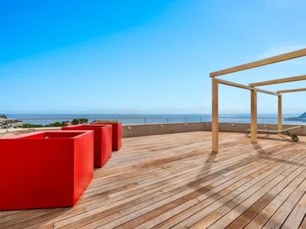 Piso en avenida Principal