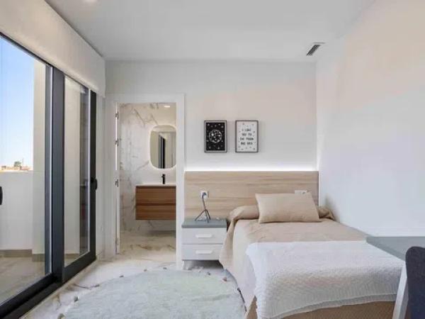 Casa independiente en calle Chumbera