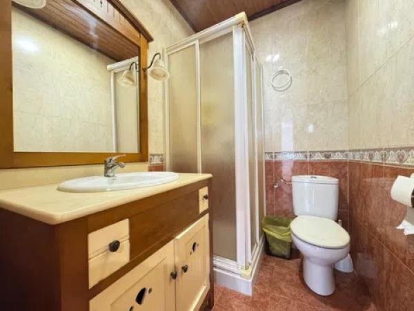 Casa independiente en calle Río Manzanares