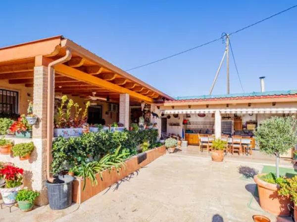 Casa independiente en camino dels Alguers