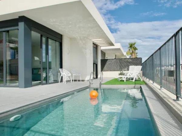 Casa independiente en calle Alto