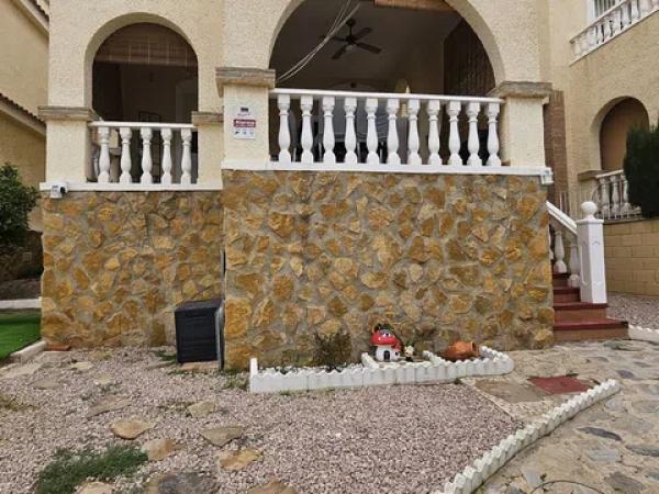 Casa independiente en calle Calderón de la Barca, 30