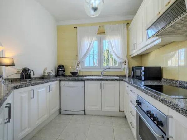 Chalet en Cap Martí - Pinomar