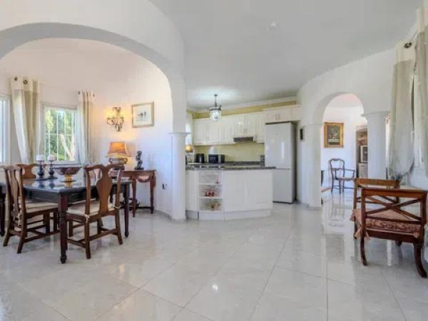 Chalet en Cap Martí - Pinomar