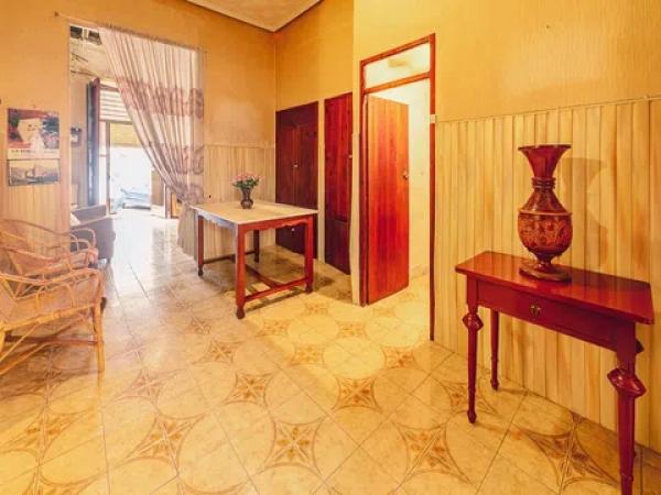 Piso en calle Doctor Sapena