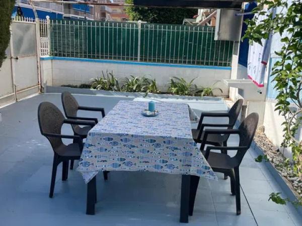 Chalet adosado en avenida Albacete, 117