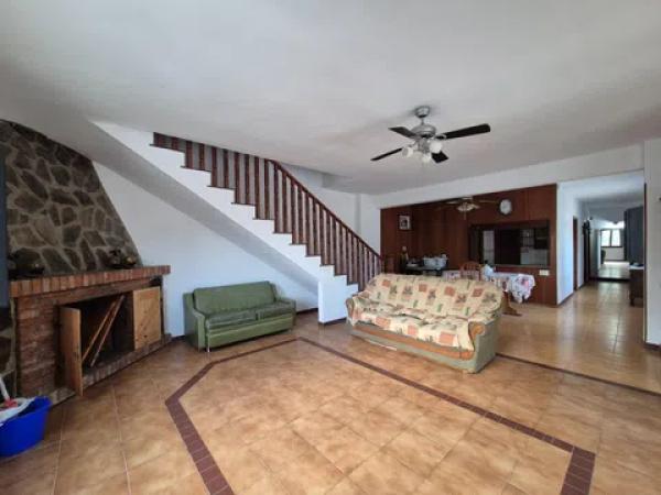 Casa independiente en camino la Casa Groga