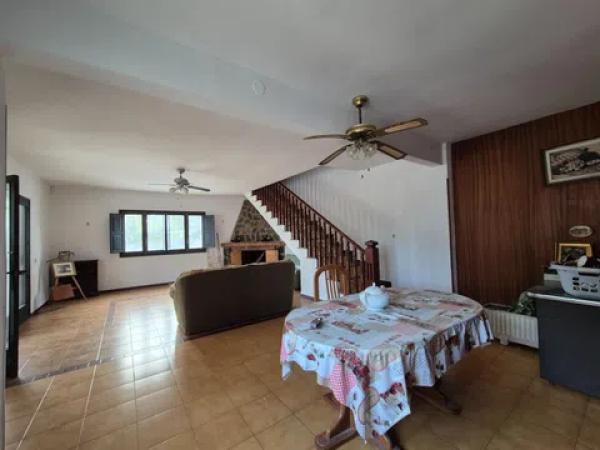 Casa independiente en camino la Casa Groga