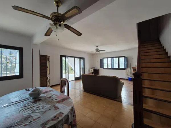 Casa independiente en camino la Casa Groga