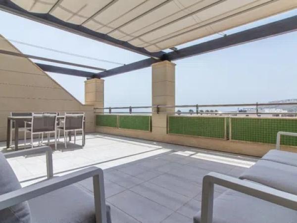 Piso en Arenales del Sol