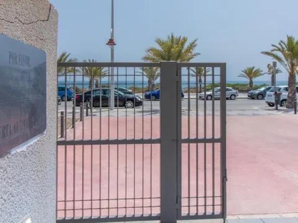 Piso en Arenales del Sol