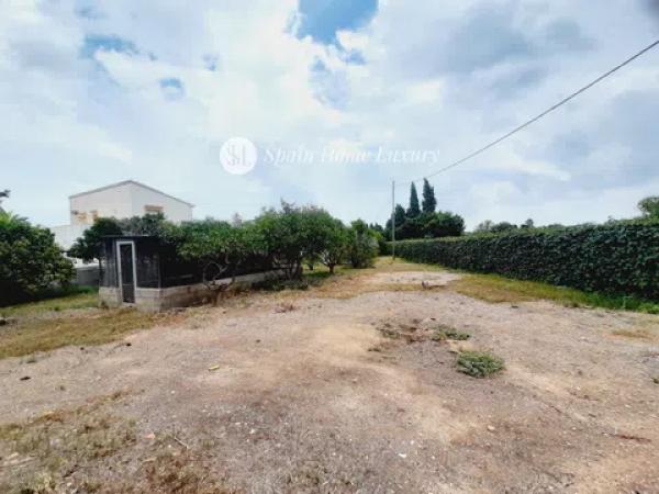 Casa independiente en camino de la Fontana