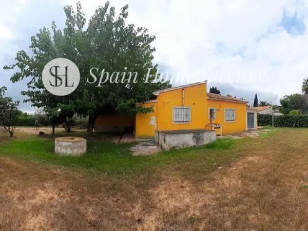 Casa independiente en camino de la Fontana