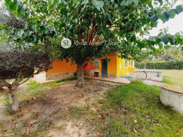 Casa independiente en camino de la Fontana