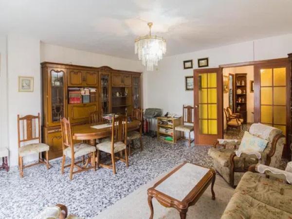 Piso en avenida de España