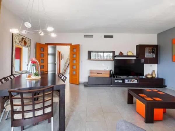 Casa independiente en Malecón del Soto