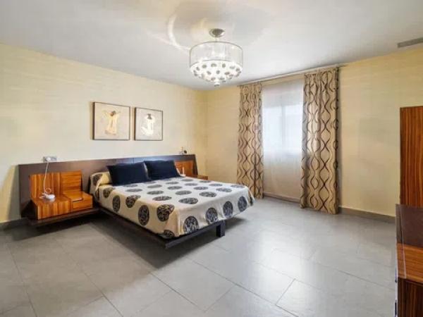 Casa independiente en Malecón del Soto